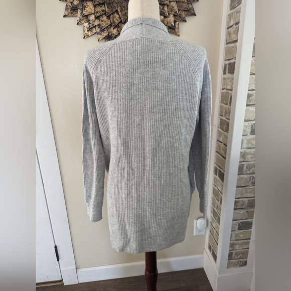 NWT Ann Taylor Loft Gray Pocketed Knit Cardigan Size Medium - Picture 4 of 4